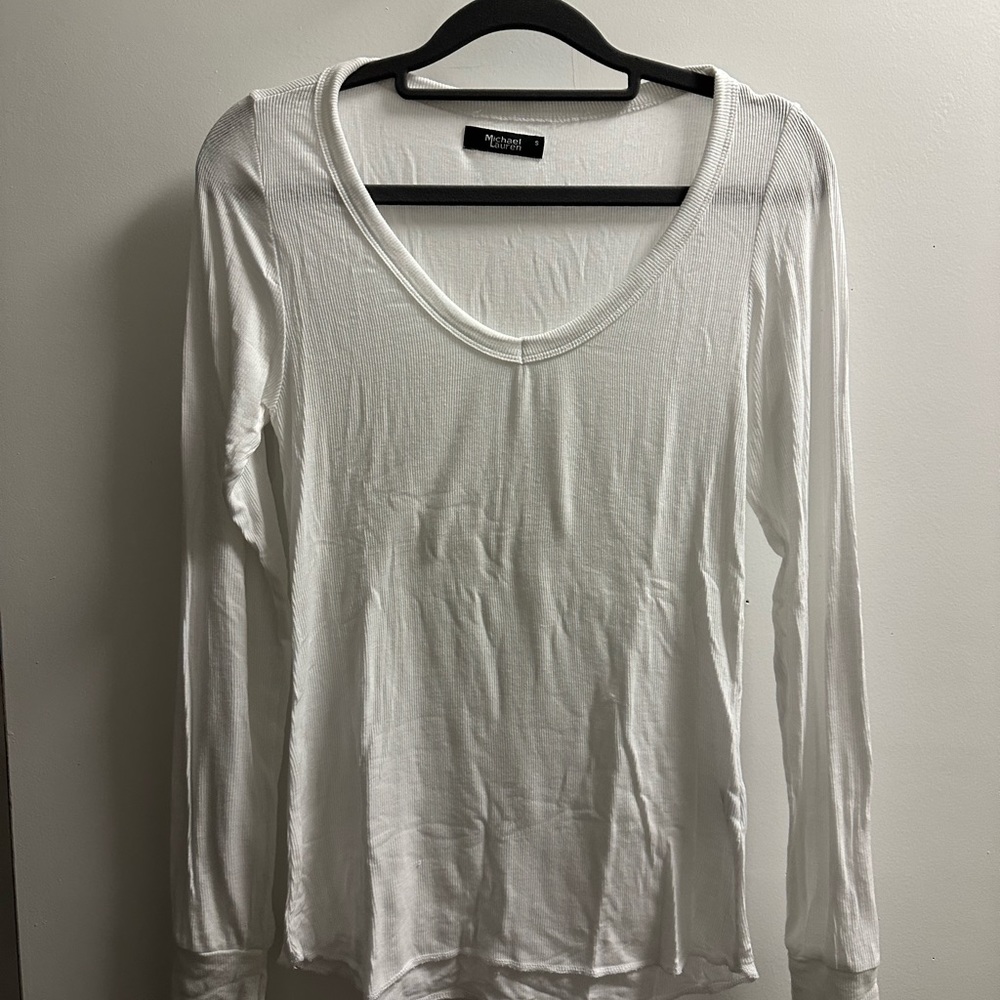 Michael Lauren white scoop neck ribbed top, size S.